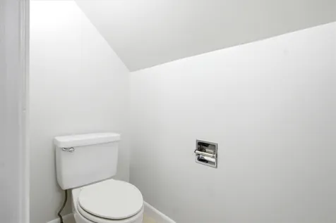 12 Bryant Road Nashua NH 03060