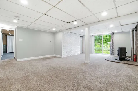 12 Bryant Road Nashua NH 03060