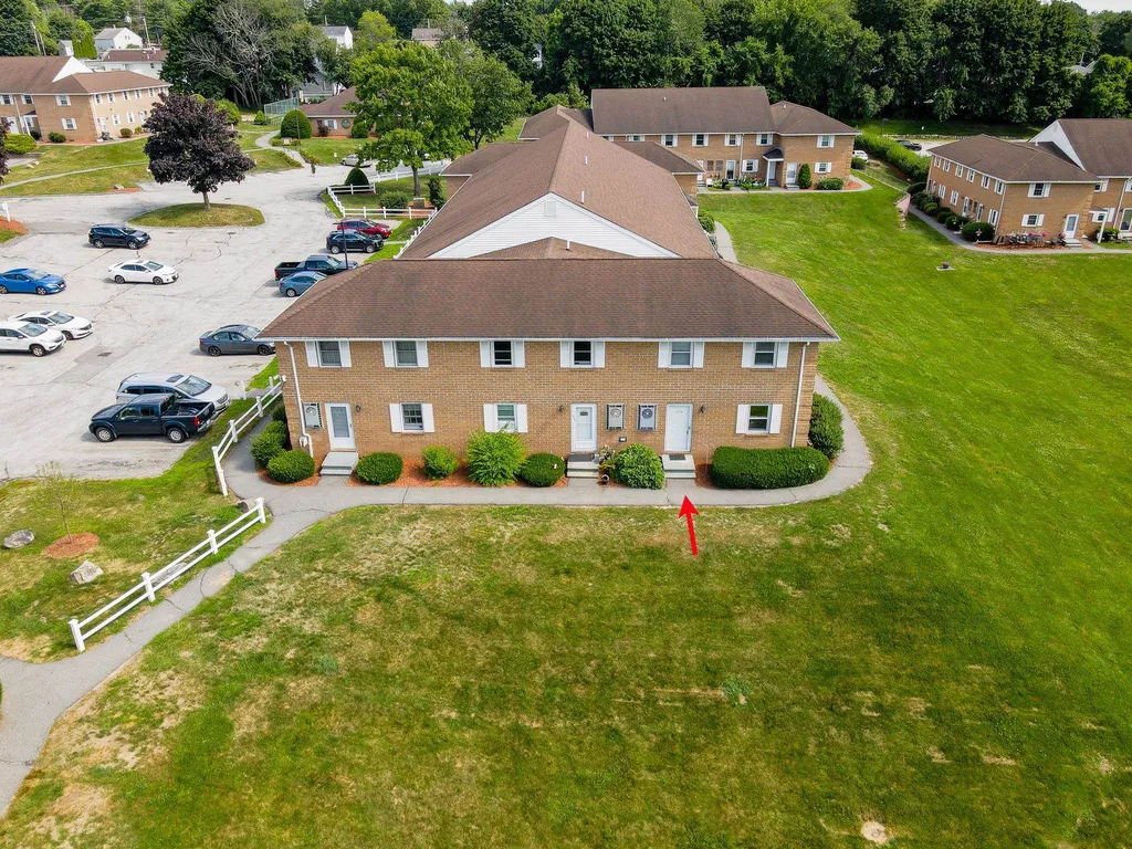 614 Elmwood Drive Hudson NH 03051