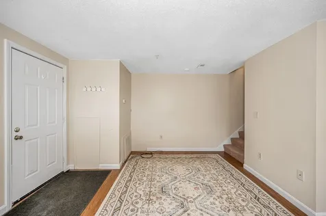 614 Elmwood Drive Hudson NH 03051