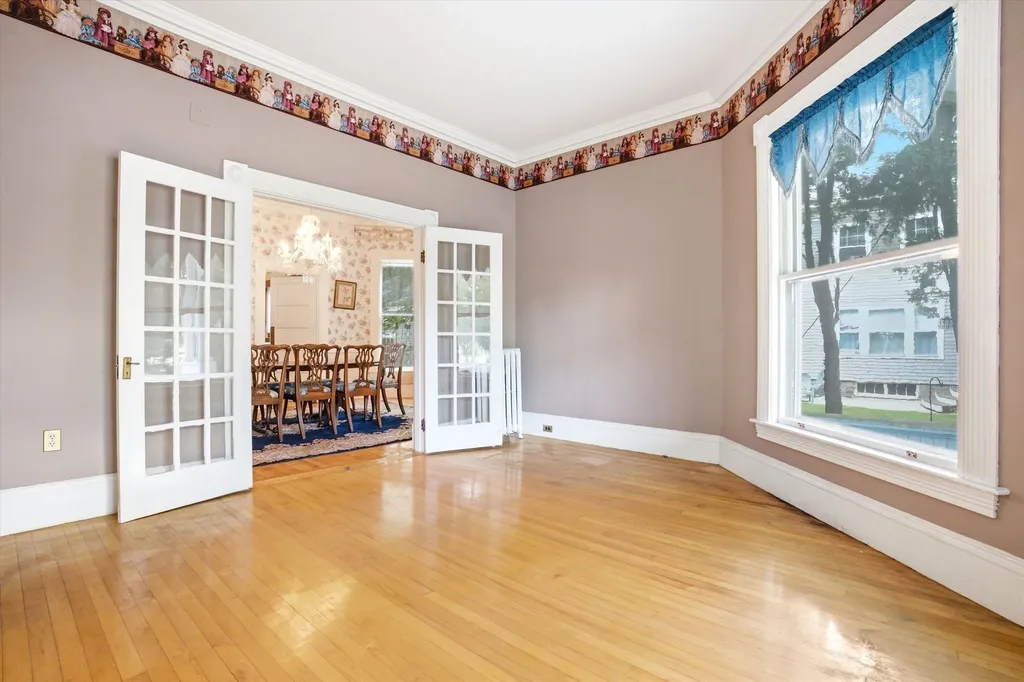 2108 Elm Street Manchester NH 03104