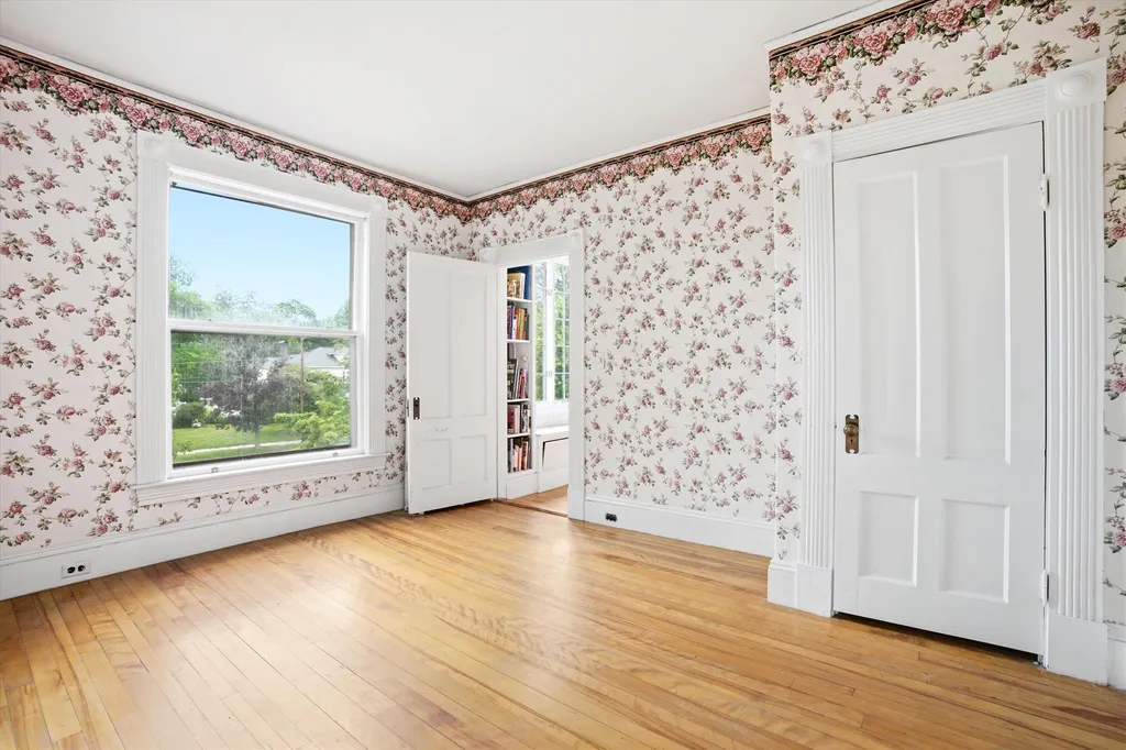 2108 Elm Street Manchester NH 03104