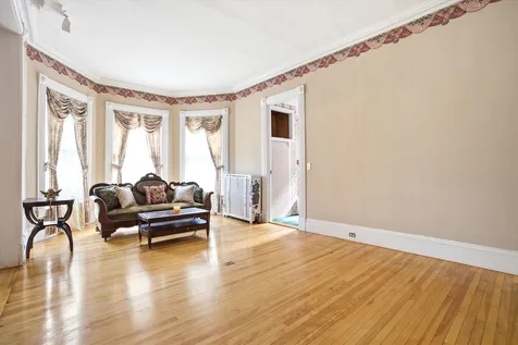 2108 Elm Street Manchester NH 03104