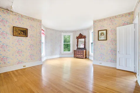 2108 Elm Street Manchester NH 03104