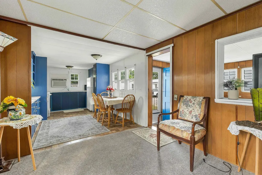 19 Polly Ann Park Dover NH 03820
