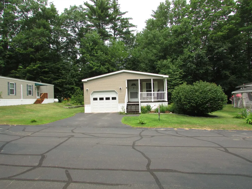 71 Fox Hill Lane Conway NH 03813