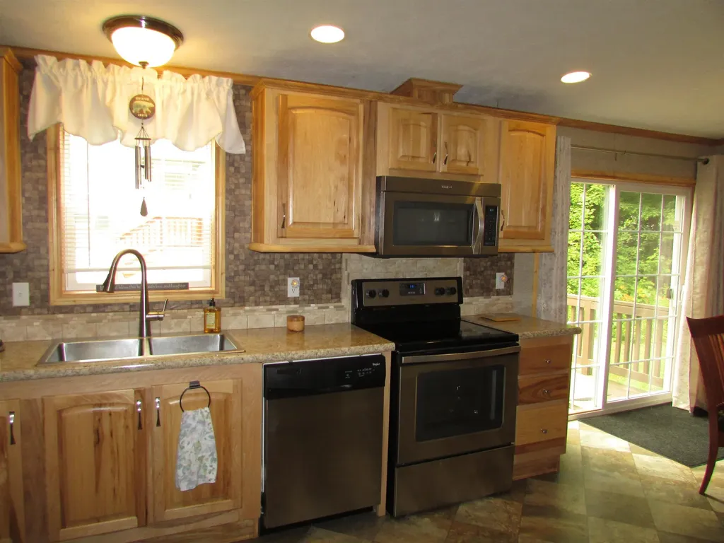 71 Fox Hill Lane Conway NH 03813