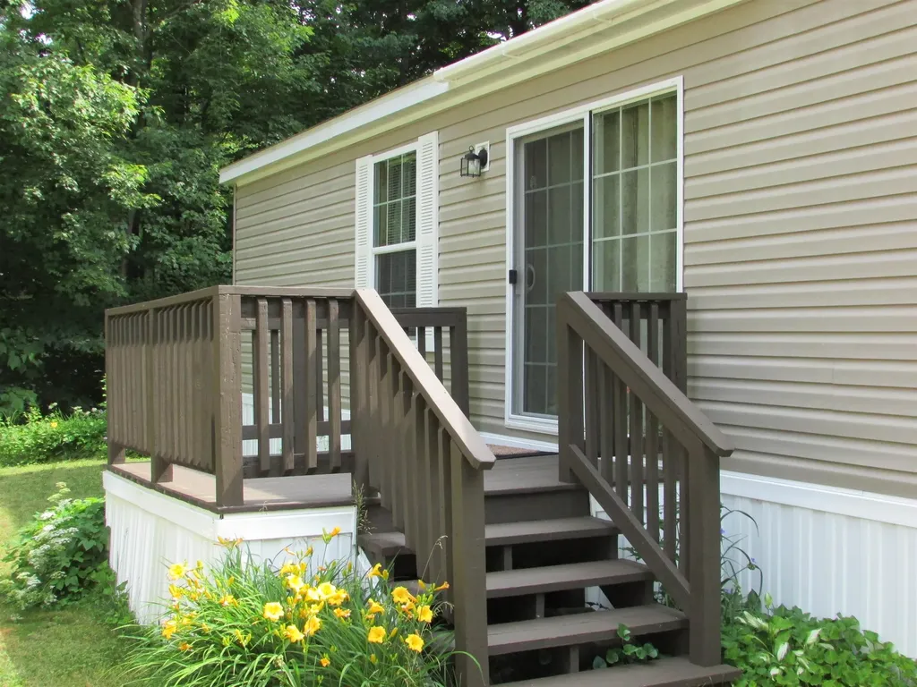71 Fox Hill Lane Conway NH 03813