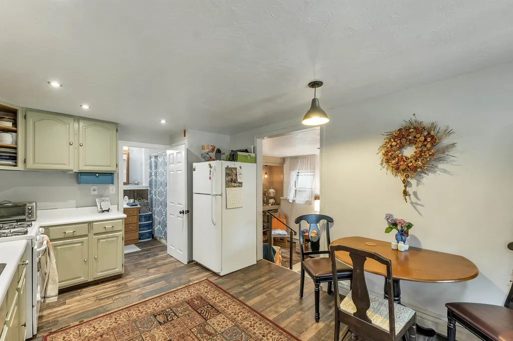 26 Wood Terrace Northwood NH 03261