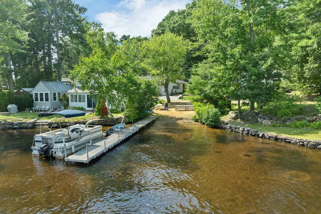 26 Wood Terrace Northwood NH 03261
