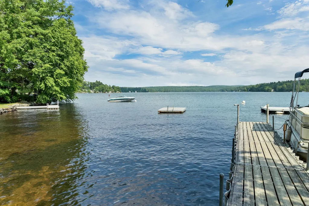 26 Wood Terrace Northwood NH 03261