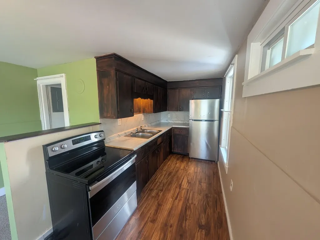 20 Chellis Street Claremont NH 03743