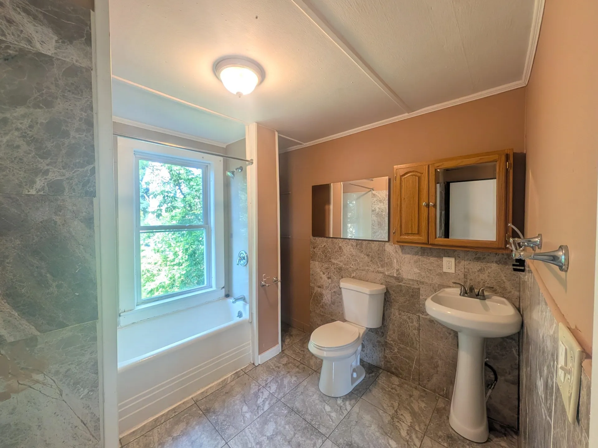 20 Chellis Street Claremont NH 03743