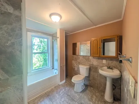20 Chellis Street Claremont NH 03743