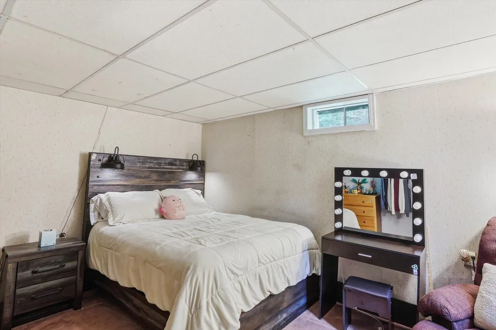 69 Carriage Hill Road Brattleboro VT 05301