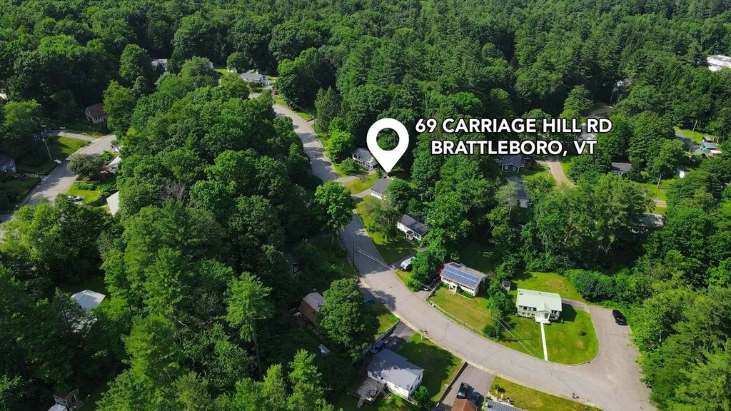 69 Carriage Hill Road Brattleboro VT 05301