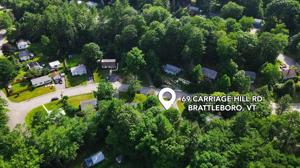 69 Carriage Hill Road Brattleboro VT 05301