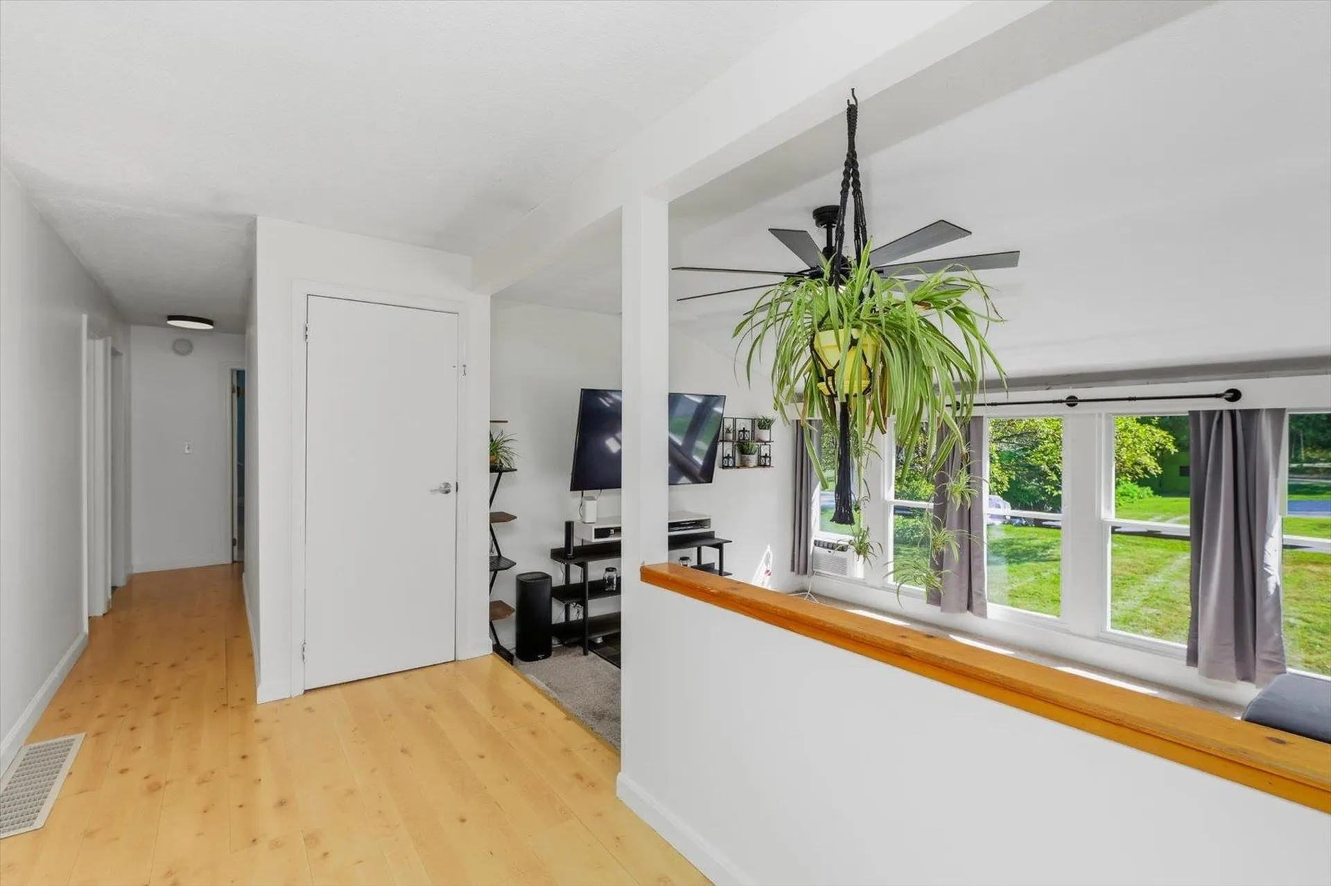 69 Carriage Hill Road Brattleboro VT 05301