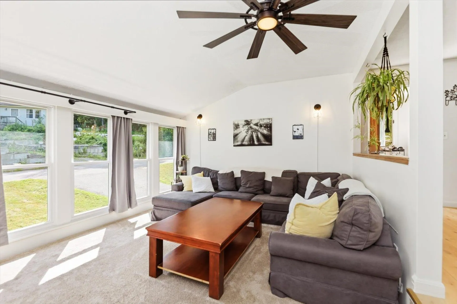 69 Carriage Hill Road Brattleboro VT 05301