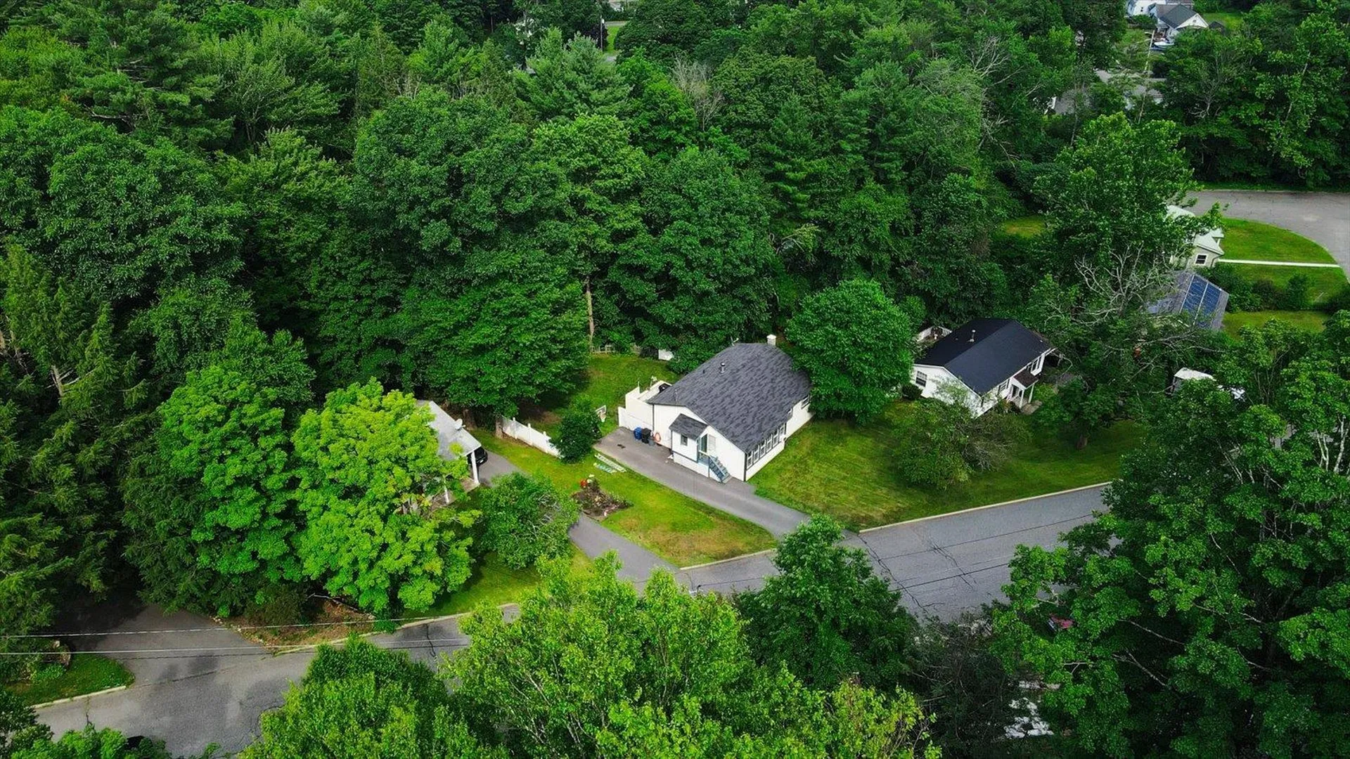 69 Carriage Hill Road Brattleboro VT 05301