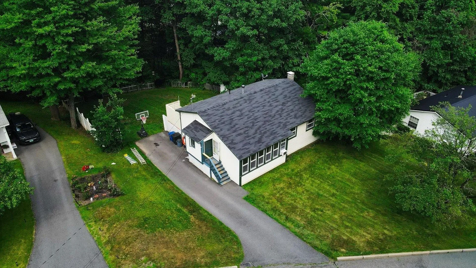69 Carriage Hill Road Brattleboro VT 05301