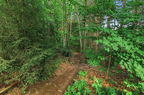 69 Carriage Hill Road Brattleboro VT 05301