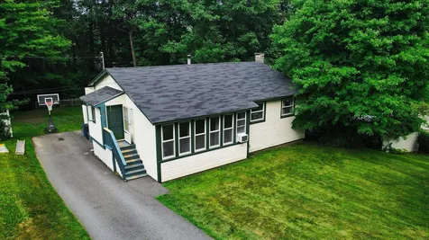 69 Carriage Hill Road Brattleboro VT 05301