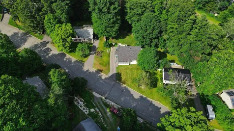 69 Carriage Hill Road Brattleboro VT 05301