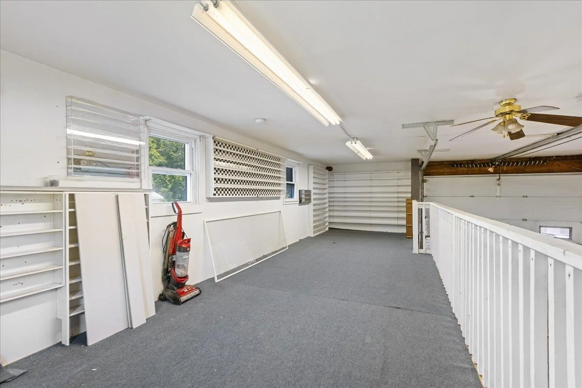 7 Wayne Street Hudson NH 03051