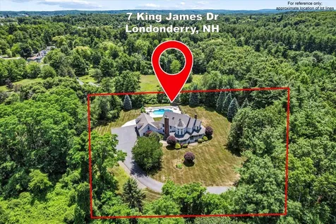 7 King James Drive Londonderry NH 03053
