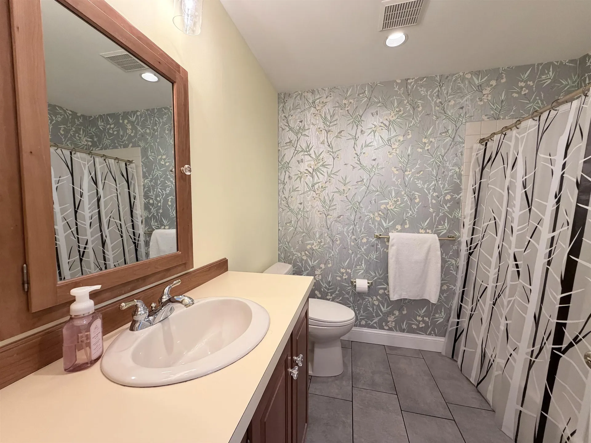 20 Peninsula Drive Stratham NH 03885