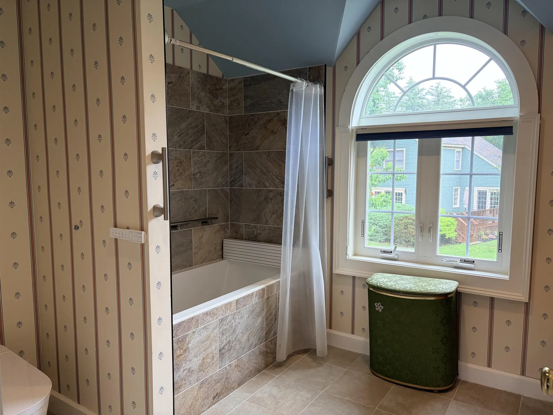 20 Peninsula Drive Stratham NH 03885