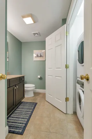 48 Landing Lane Laconia NH 03246