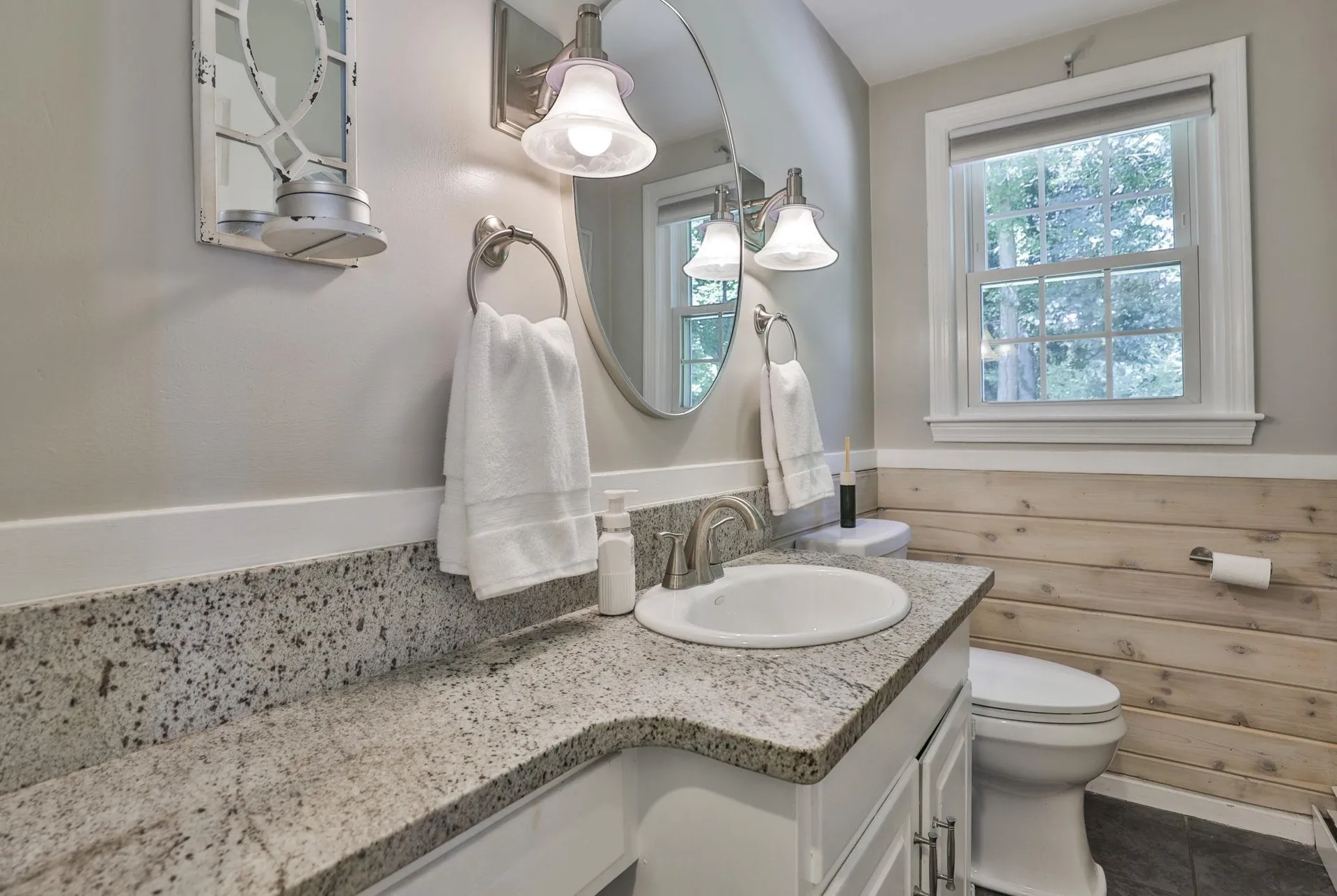 24 Beaver Brook Circle Amherst NH 03031