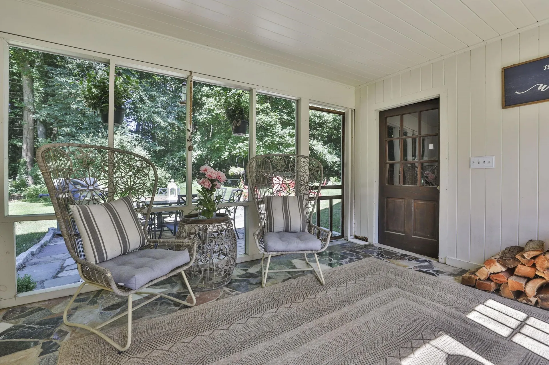 24 Beaver Brook Circle Amherst NH 03031