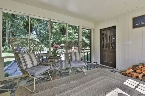 24 Beaver Brook Circle Amherst NH 03031