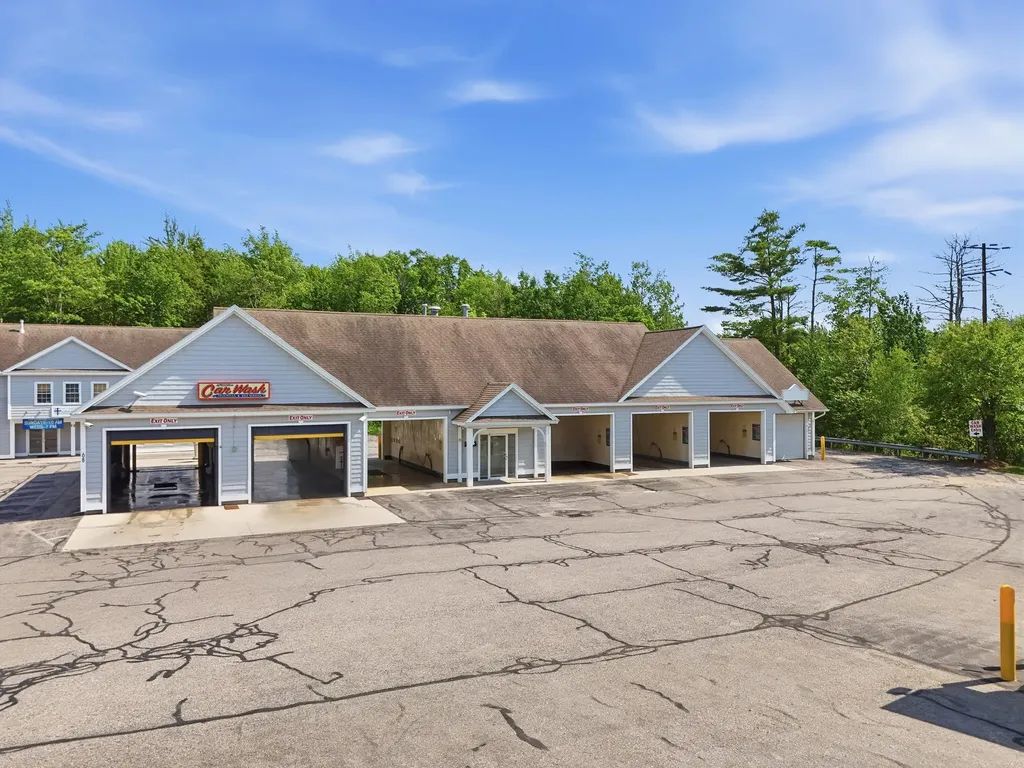 70 Whittier Highway Moultonborough NH 03254