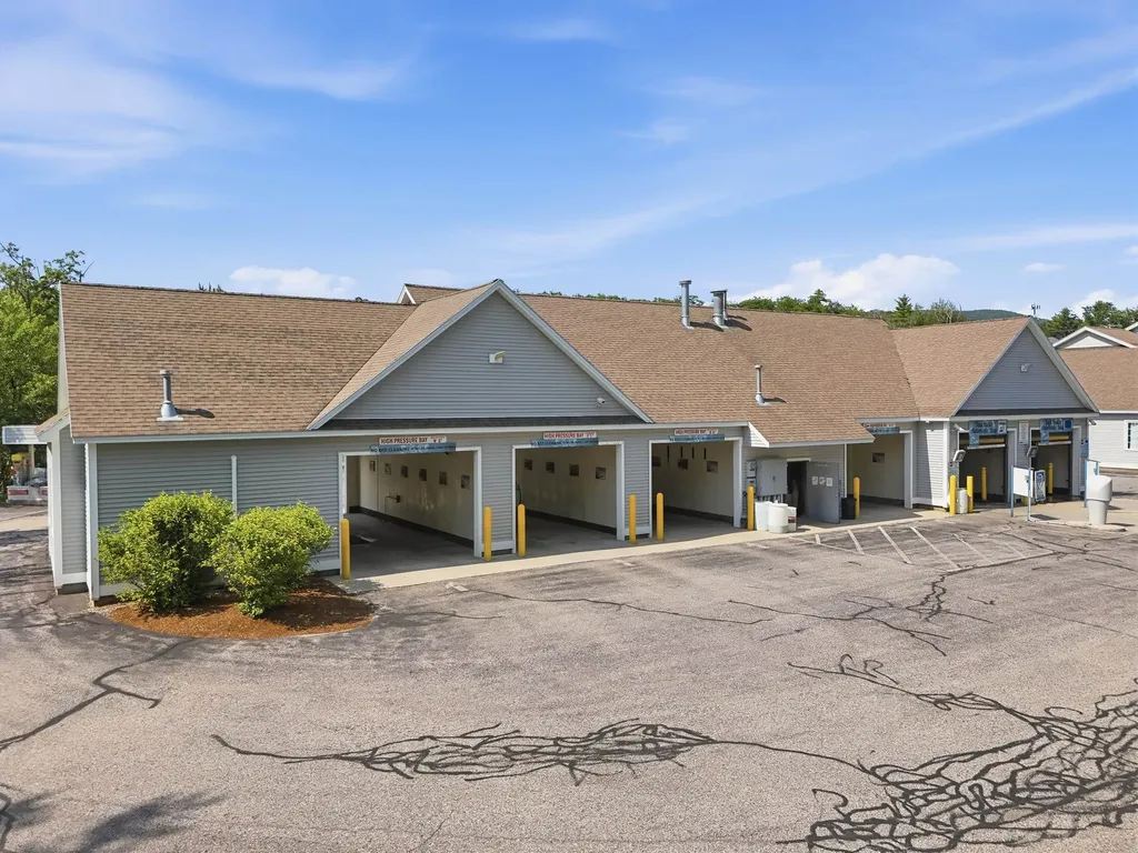 70 Whittier Highway Moultonborough NH 03254