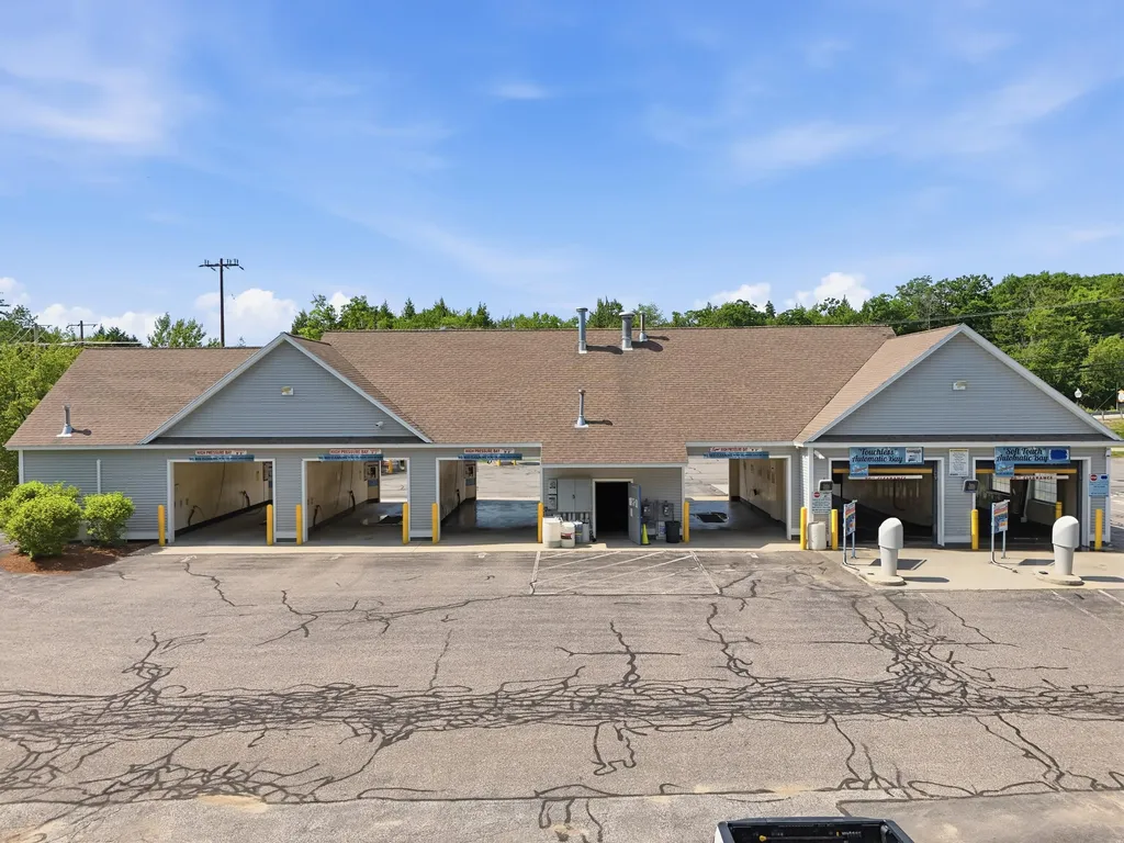 70 Whittier Highway Moultonborough NH 03254