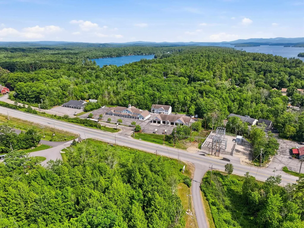 70 Whittier Highway Moultonborough NH 03254