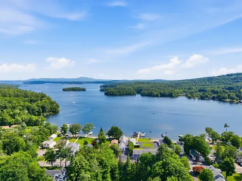 70 Whittier Highway Moultonborough NH 03254