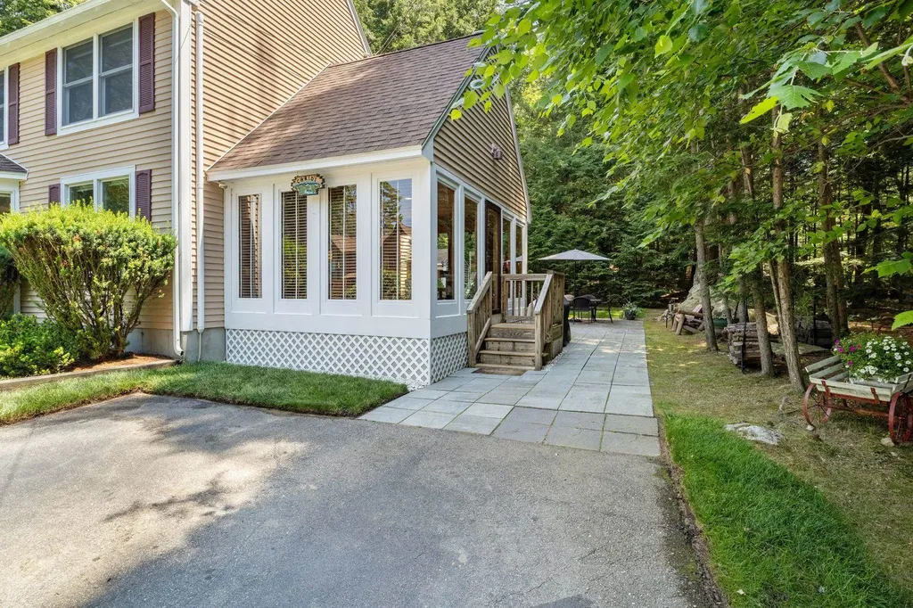 6 Sunset Lane Moultonborough NH 03254