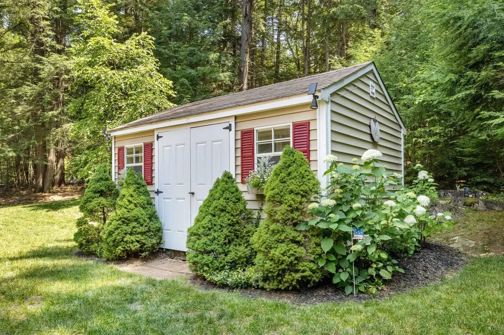 6 Sunset Lane Moultonborough NH 03254