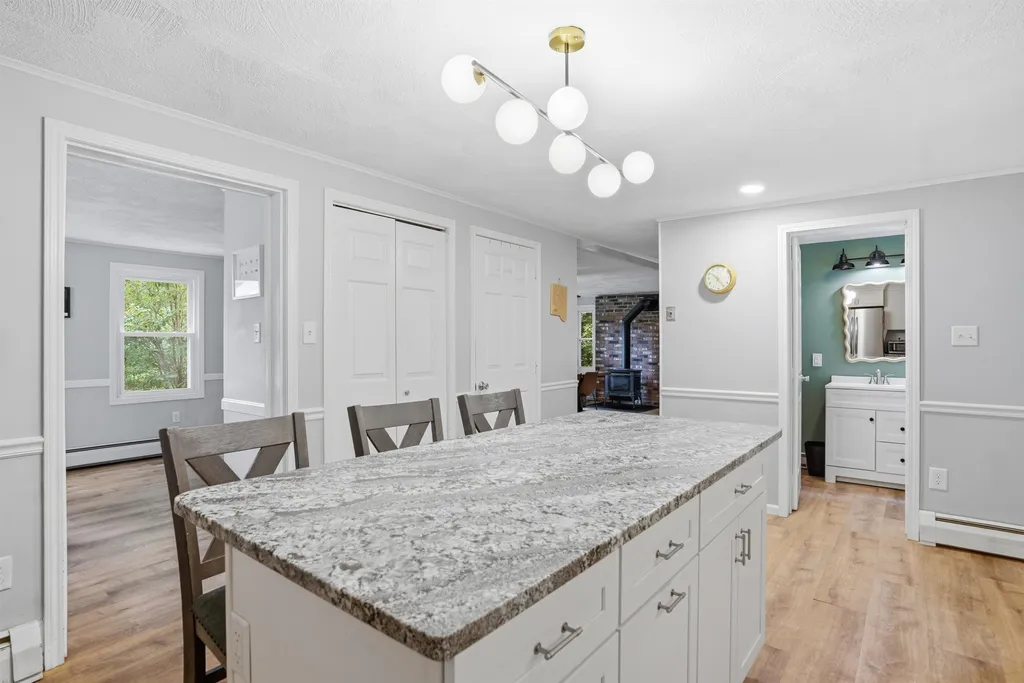 35 Salisbury Road Keene NH 03431