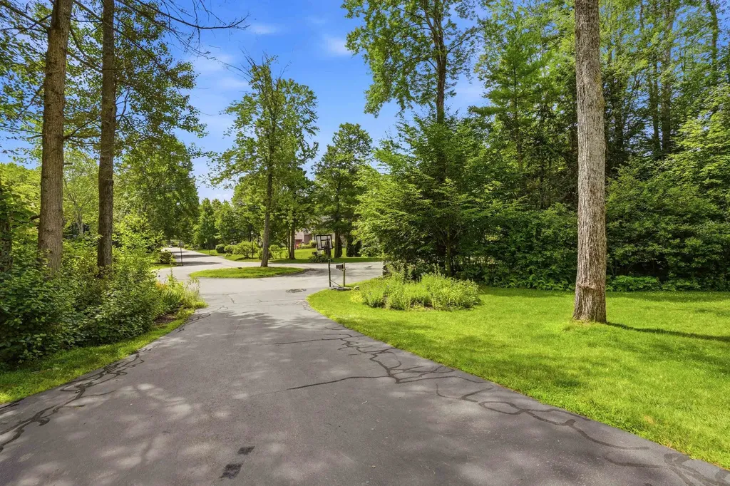 35 Salisbury Road Keene NH 03431