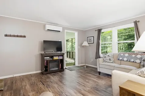 35 Salisbury Road Keene NH 03431