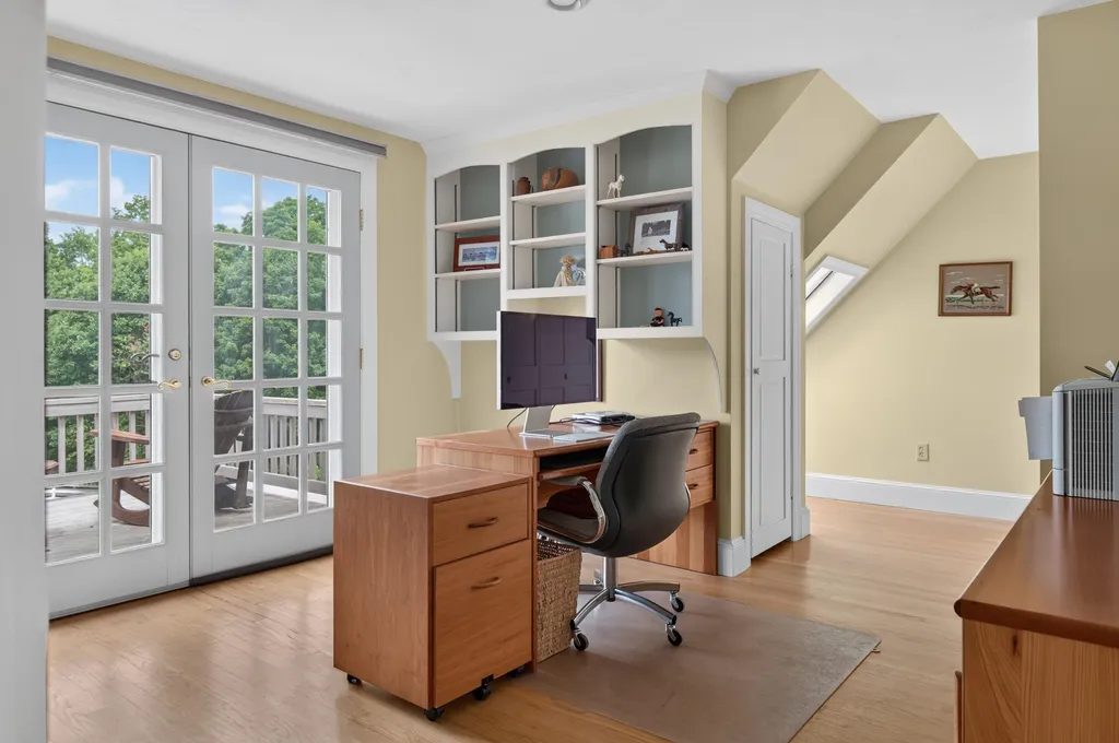 428 Clark Hill Road New Boston NH 03070