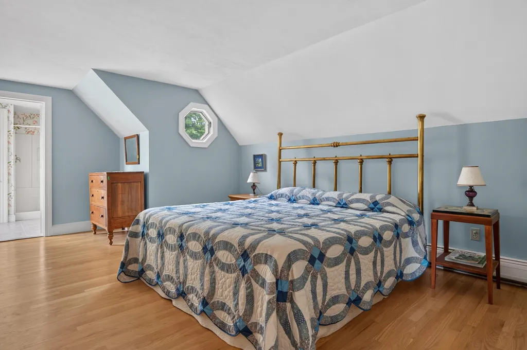 428 Clark Hill Road New Boston NH 03070