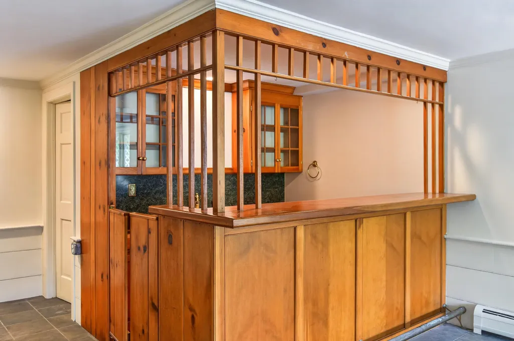 428 Clark Hill Road New Boston NH 03070
