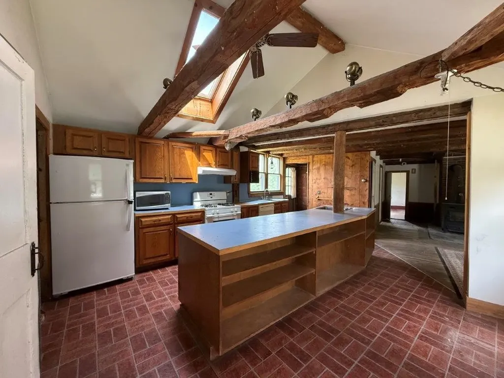 446 Walker Brook Road Danbury NH 03230